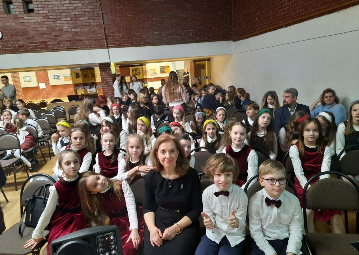 Gimnazijos jaunučių choras festivalyje ,,Laisvės spalvos"