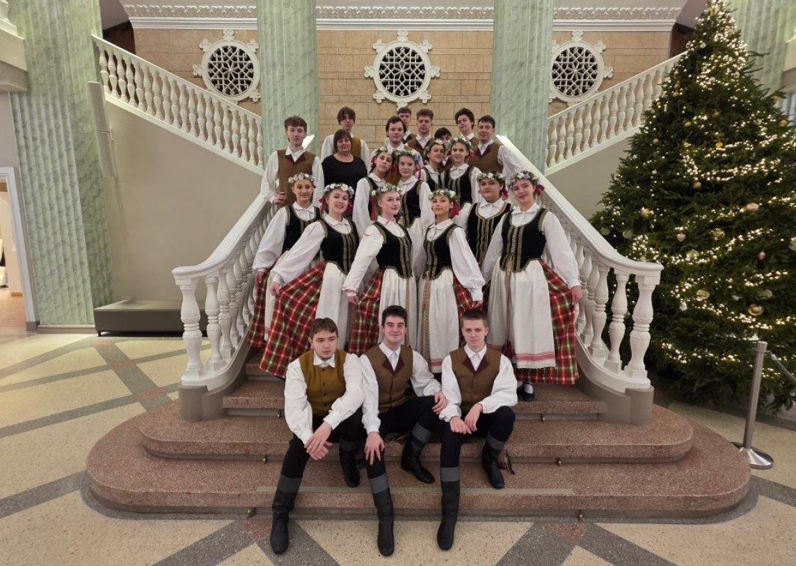 Liaudiškų šokių kolektyvas ,,Volungė“ pasirodė šokių konkurse – festivalyje „ Merry Christmas, Baltic Amber Riga 2025“.