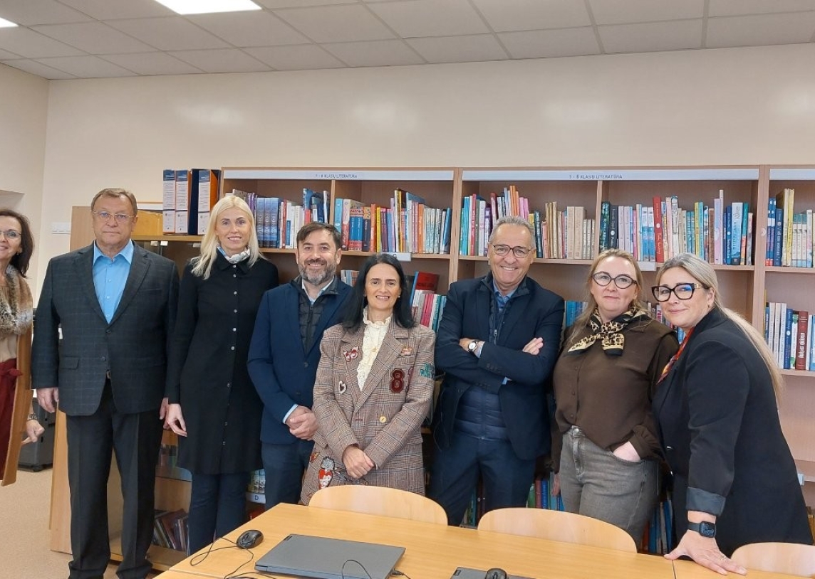 Valensijos regiono švietimo atstovai Vilniaus lietuvių namuose