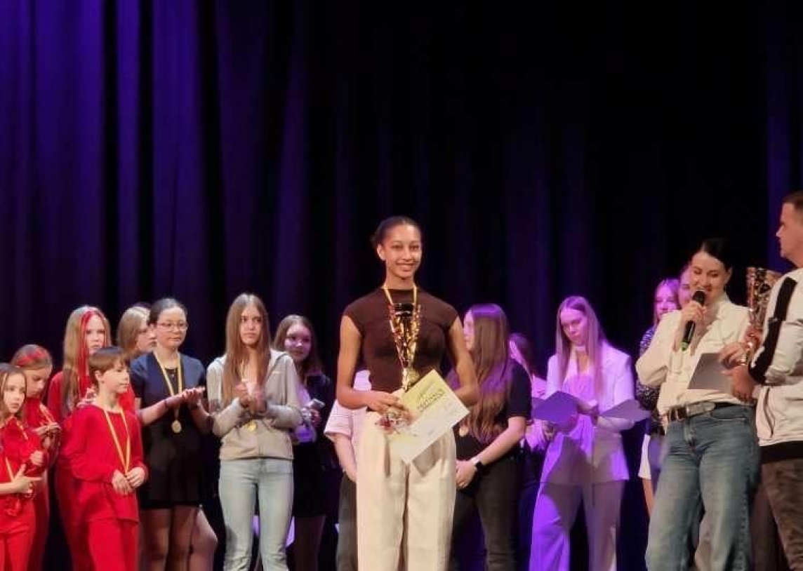 VI muzikos ir šokių festivalis – konkursas ,,Mamai‘‘