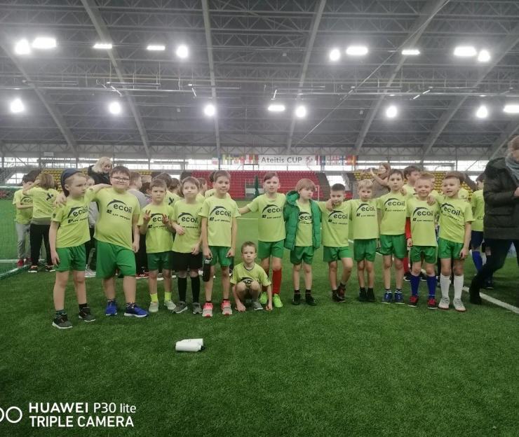 Vilniaus lietuvių namų mažieji futbolininkai dalyvavo „Riterių“ projekte
