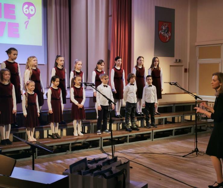 Jaunučių chorų festivalyje ,,Apie Tave"